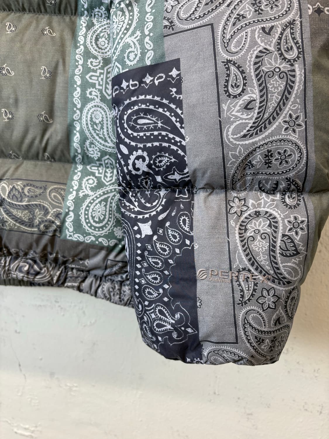 디스이즈네버댓 반다나 퍼텍스 다운 패딩 상품이미지3