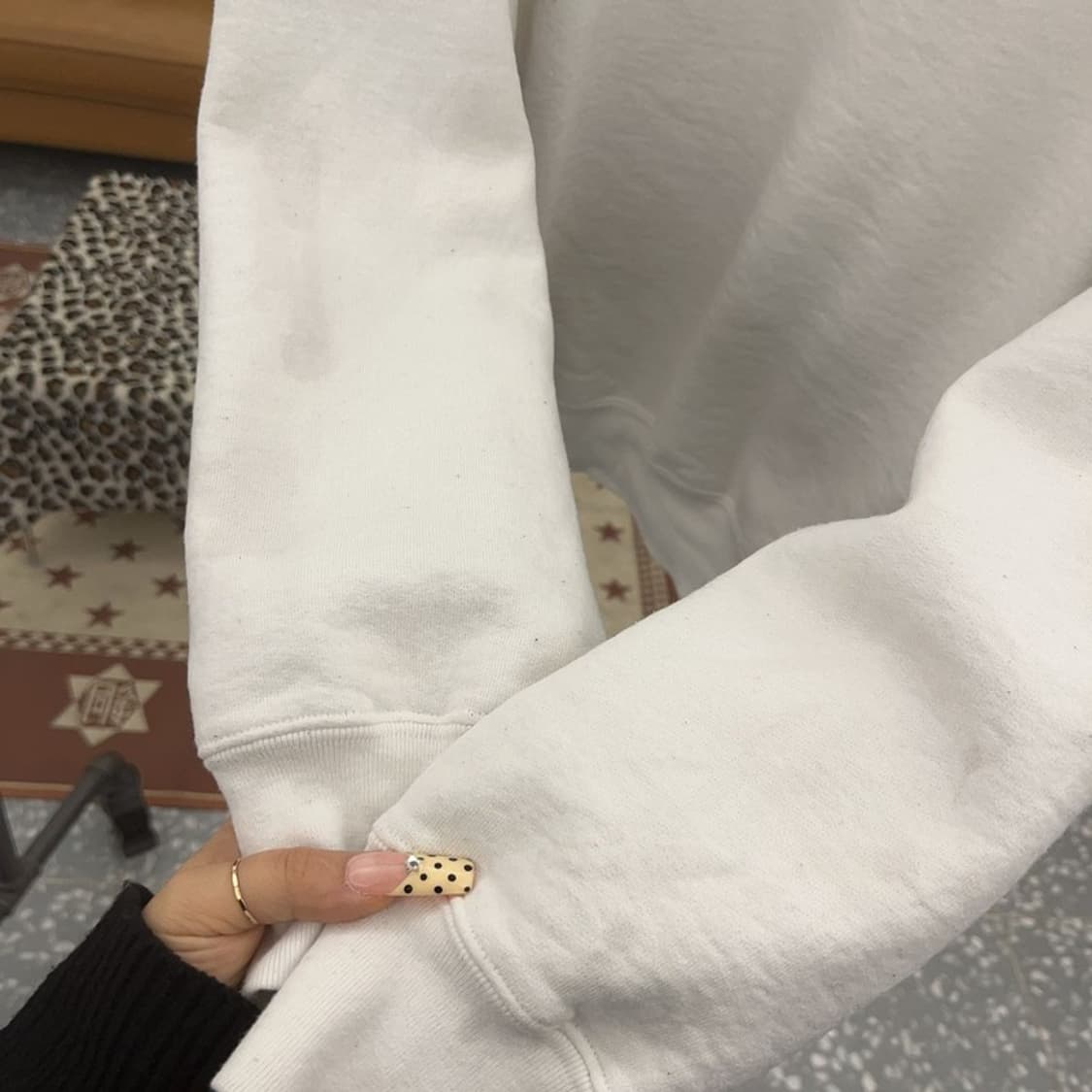 슈프림 모던 캐주얼 빈티지 스몰로고 맨투맨 S C09710 상품이미지8