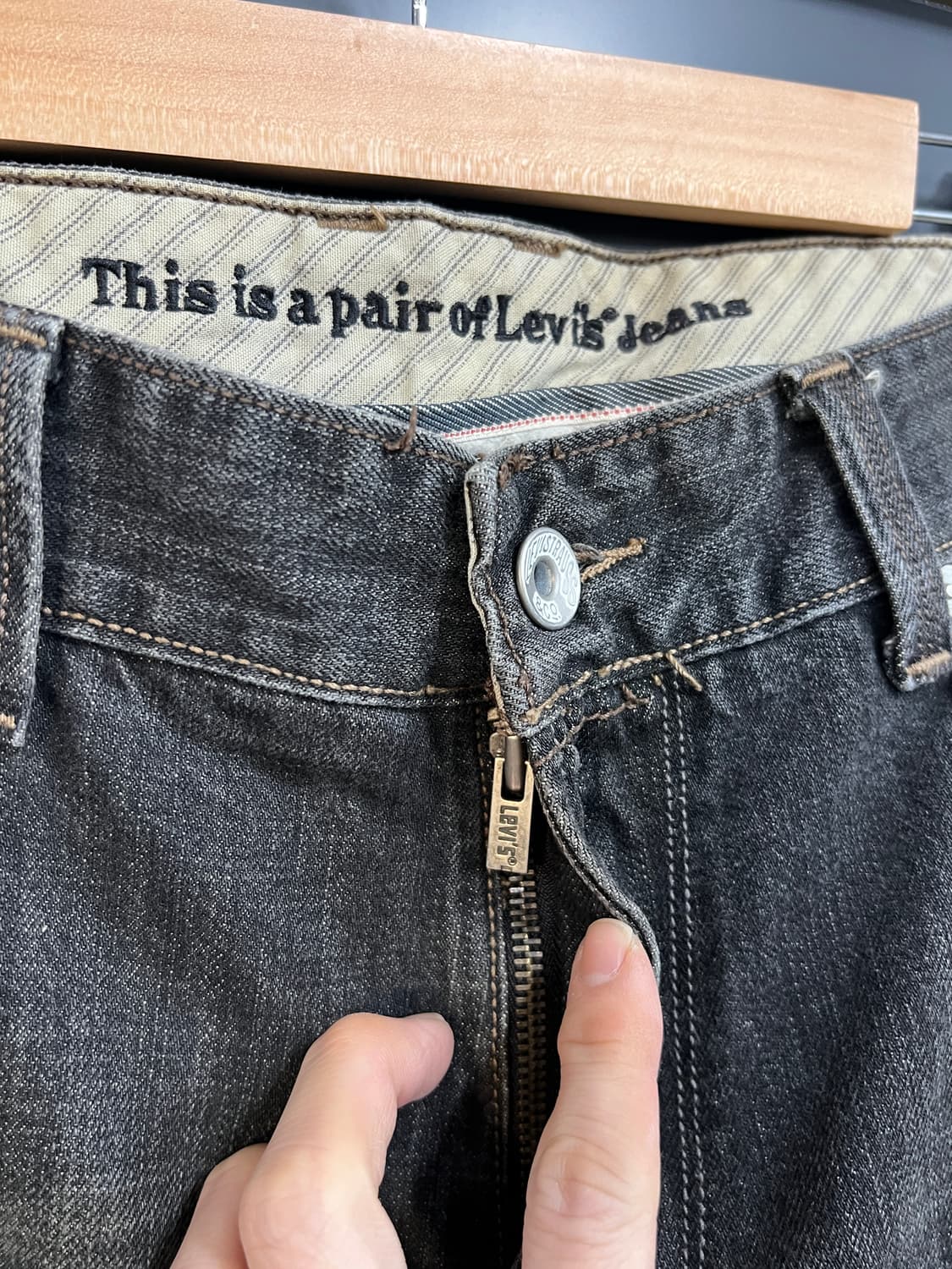 Levis 리바이스 701s 스트레이트핏 흑청 데님 팬츠 상품이미지5