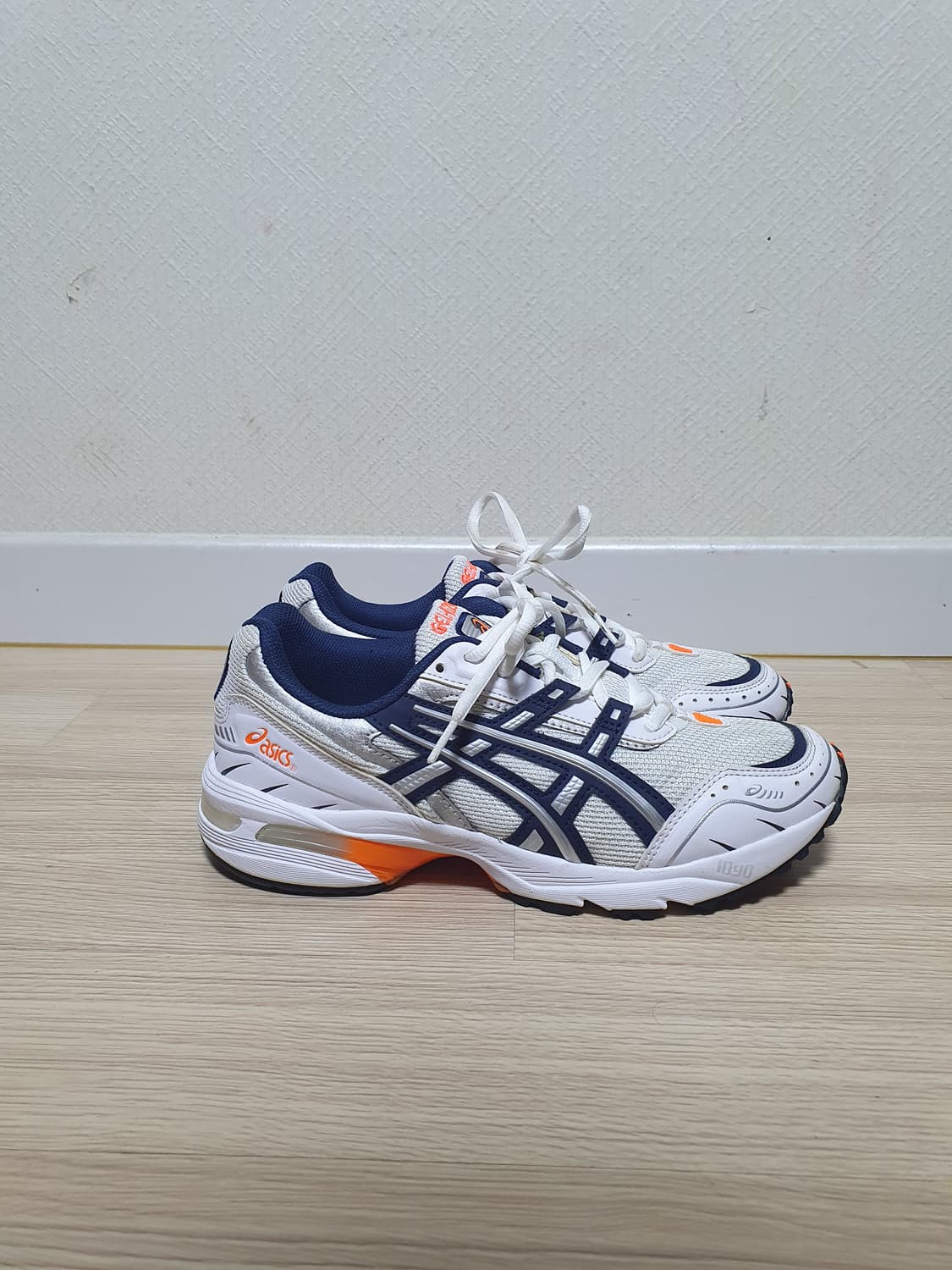 아식스 1090 운동화 255 상품이미지1