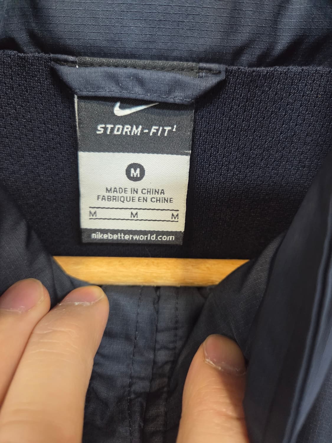 나이키 스톰핏 바로셀로나 바람막이 후드자켓 M 상품이미지3