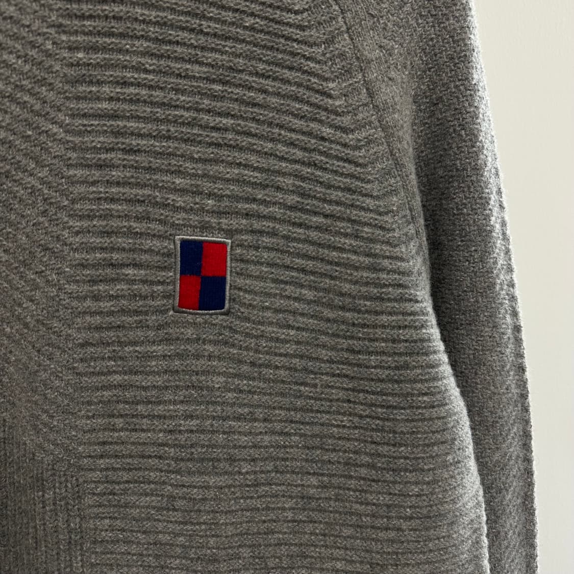 폴스미스 패치 디테일 니트 상품이미지3