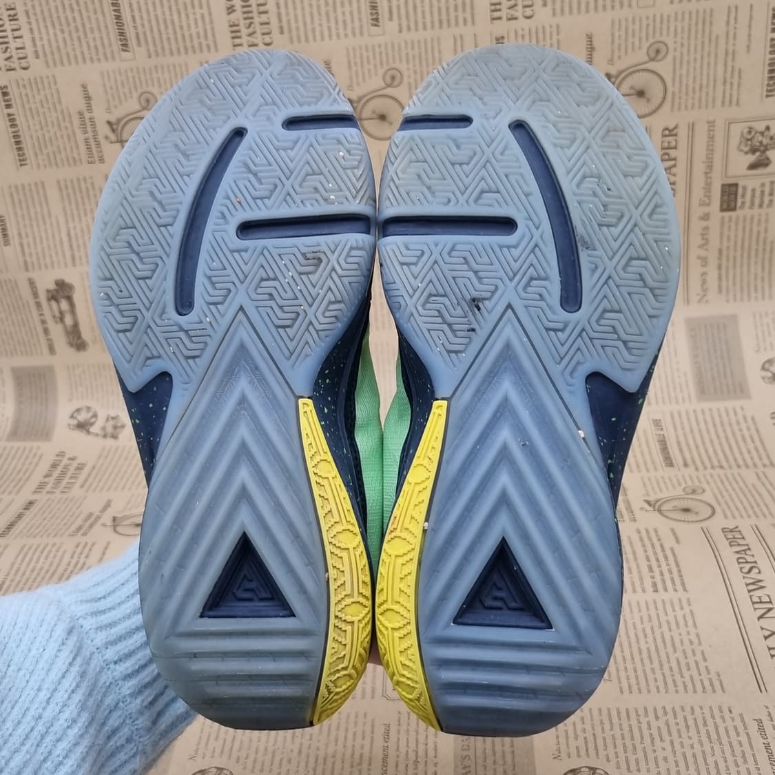 나이키 줌프릭5 주니어농구화 230 상품이미지3