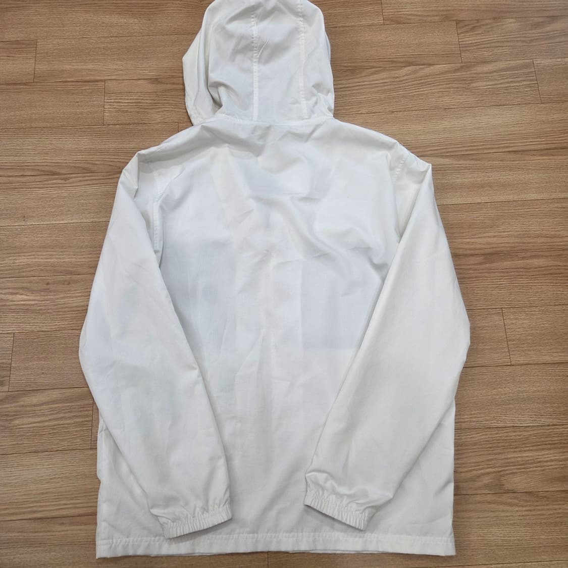 언더아머 화이트블랙 바람막이 후드집업 xl 상품이미지2