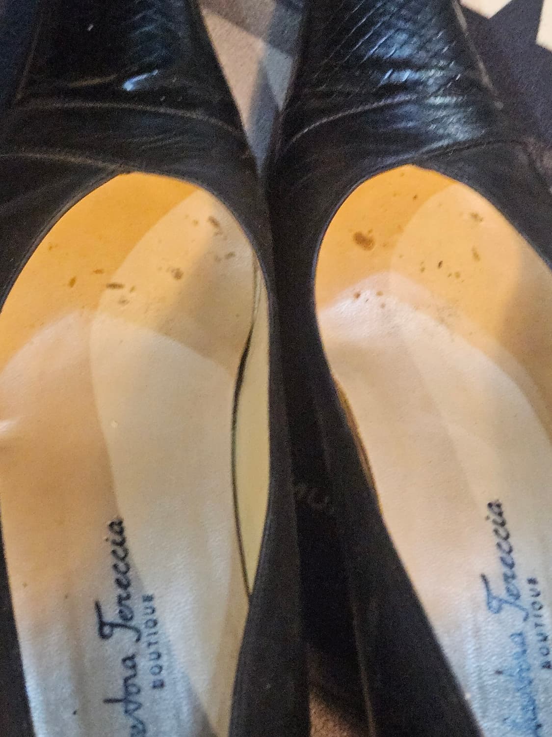 BALENCIAGA PARIS Leather Pumps 상품이미지4