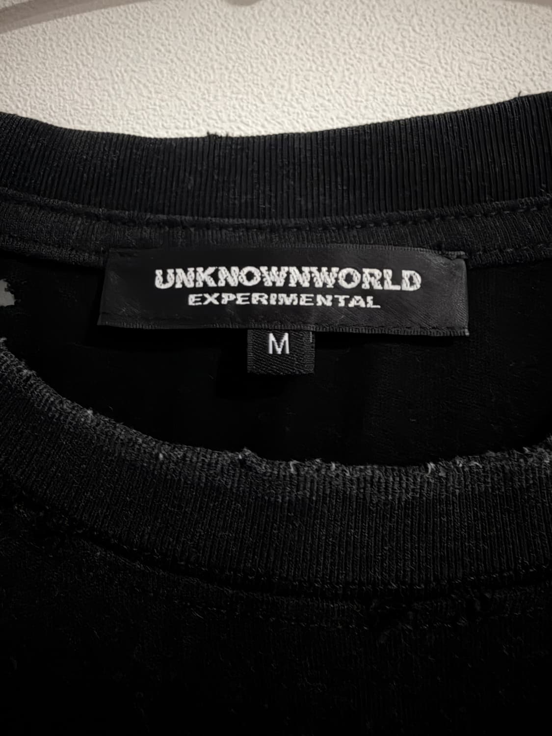 SCORPIONS 플래티넘 컬렉션 크롭 티셔츠 상품이미지3