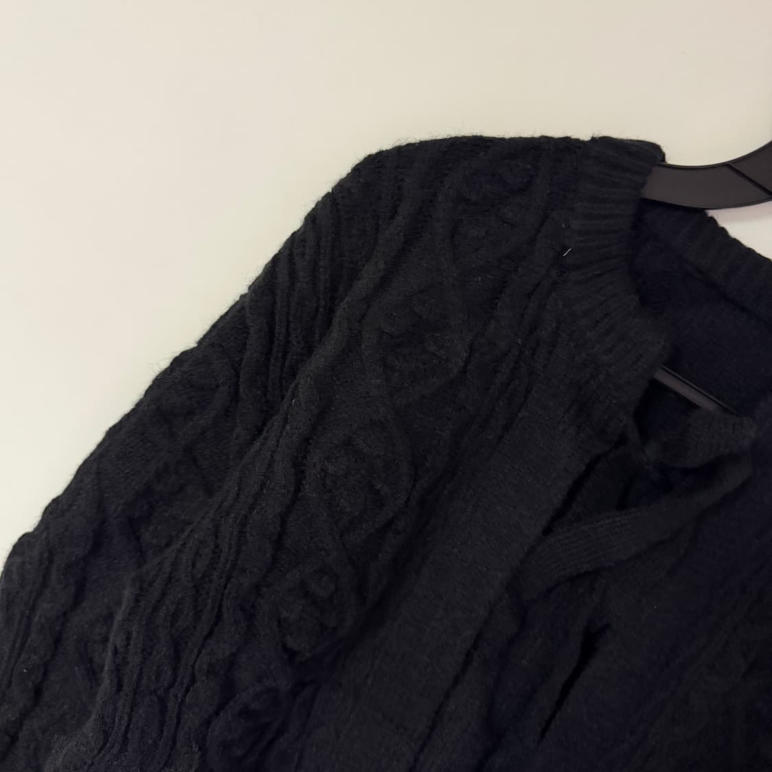 새상품 여자 꽈배기 레이스 크롭 가디건 (블랙) 상품이미지3