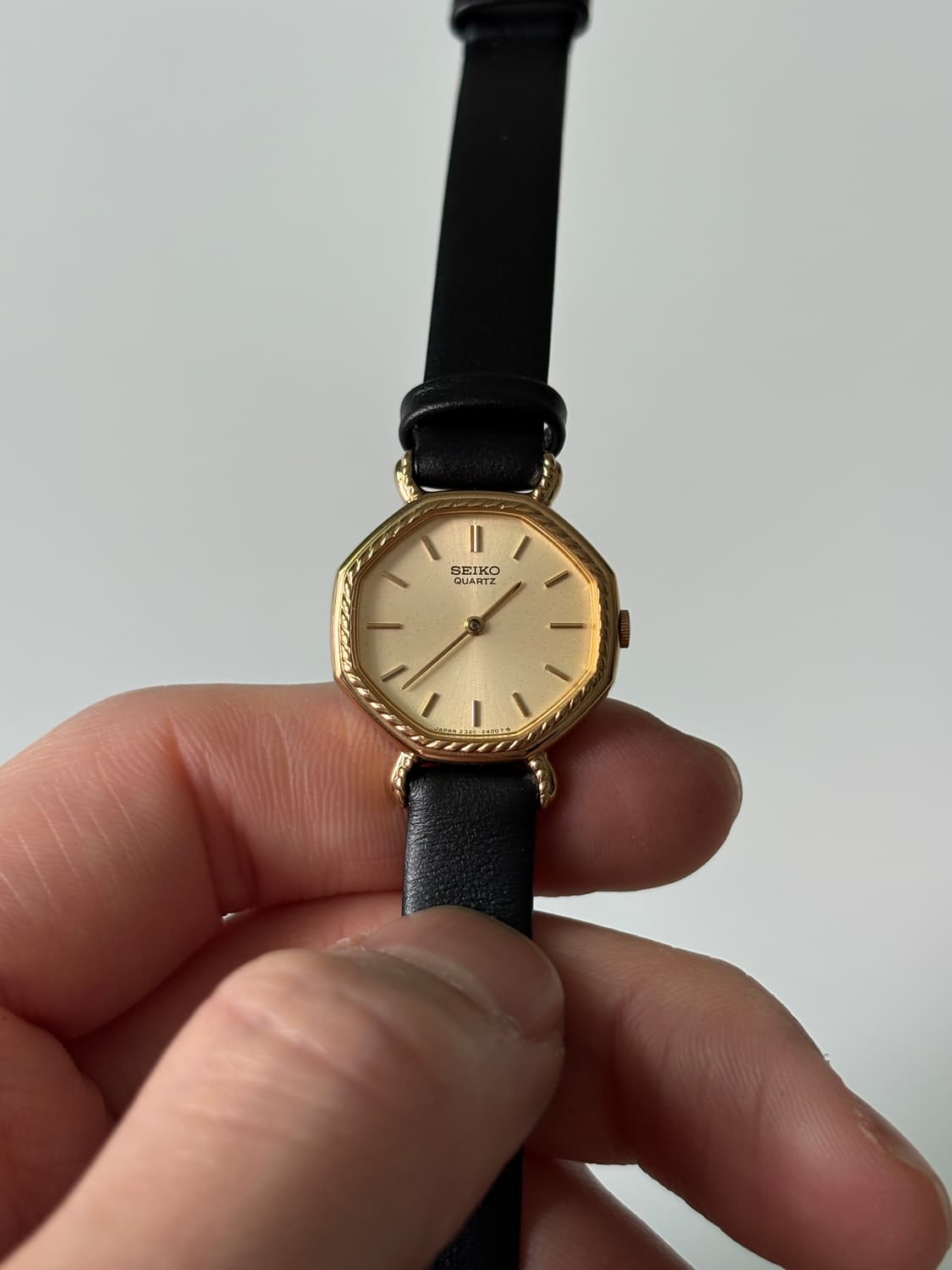 세이코 1980년대 빈티지시계 로프 베젤 골드 옥타곤 쿼츠 여성 상품이미지3