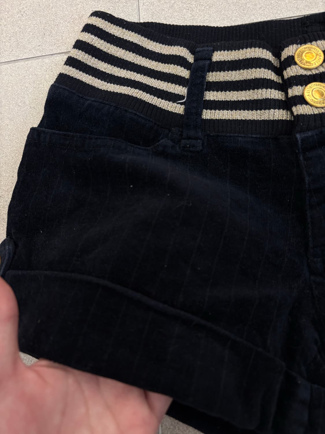 벨벳 스트라이프 숏팬츠 상품이미지3