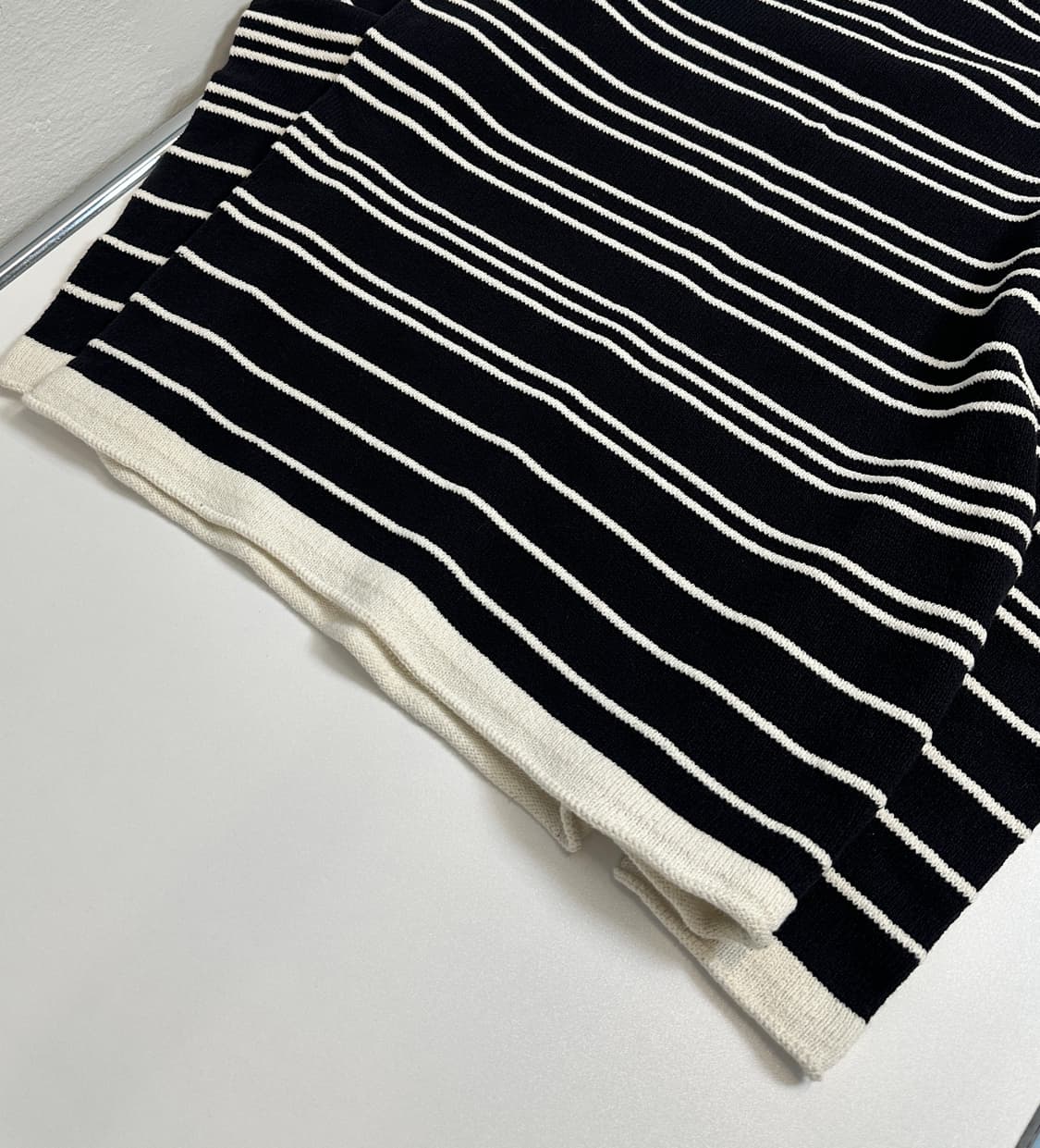 스톤아일랜드 라운드 스트라이프 니트  상품이미지5