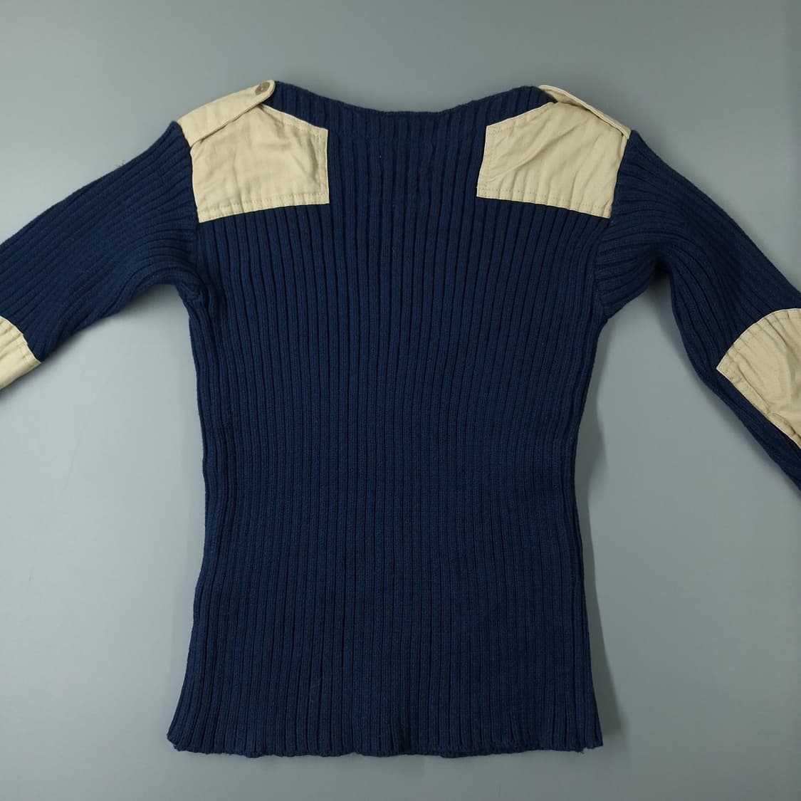 빔즈 보이 블루 아이보리 배색 아메카지 라운드넥 골지 코만도 니트 S 상품이미지10