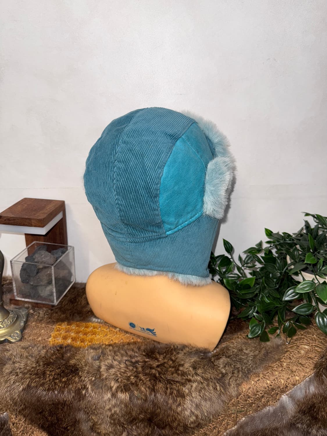 Sky blue corduroy lettering trapper hat 상품이미지3