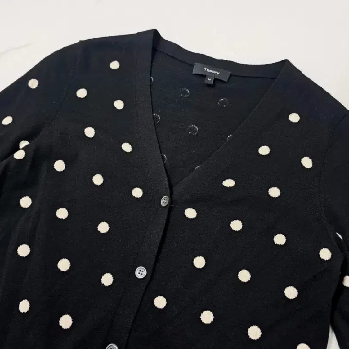 띠어리(Theory) 폴카 도트 울 가디건 ~55반 상품이미지3