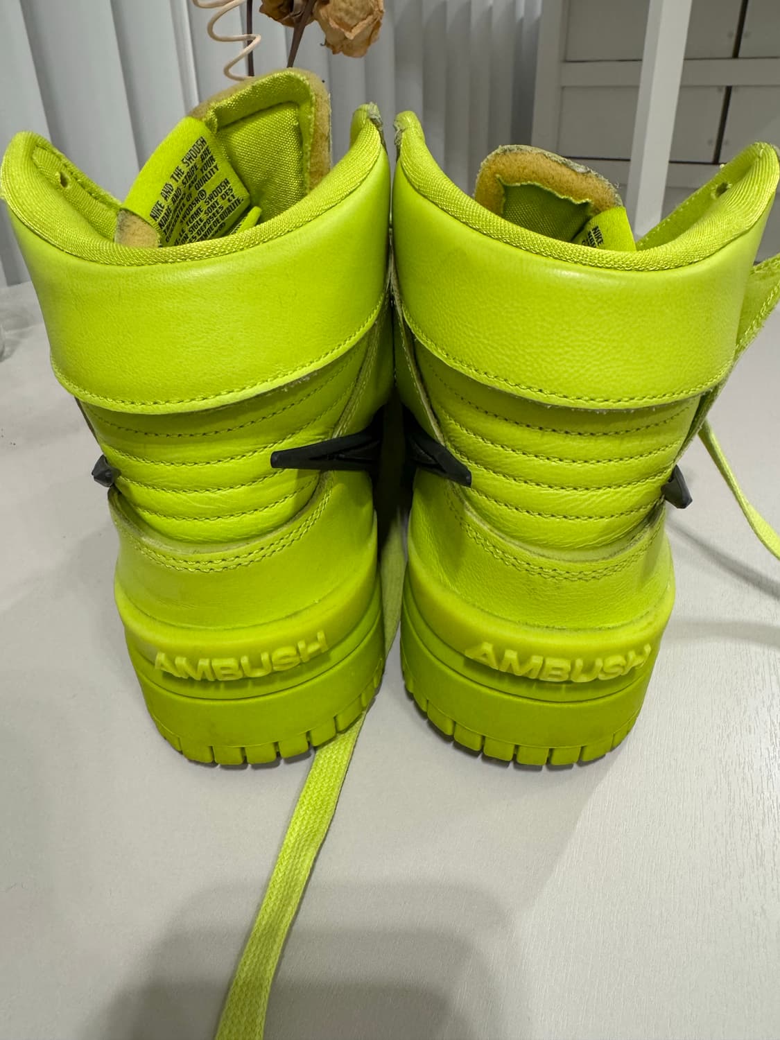 나이키 엠부쉬 245 상품이미지3