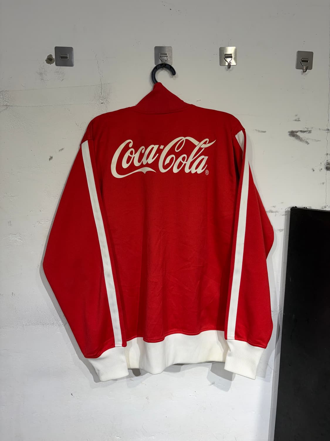 코카콜라 갸루 집업 져지  상품이미지10