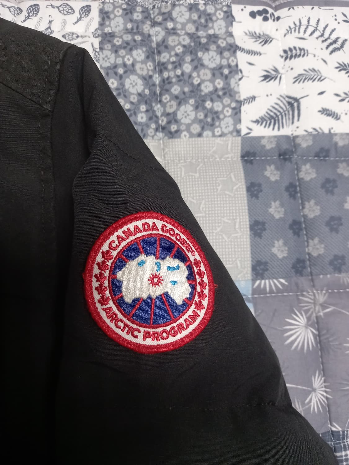 캐나다구스 패딩 블랙 S(실용95) 상품이미지2