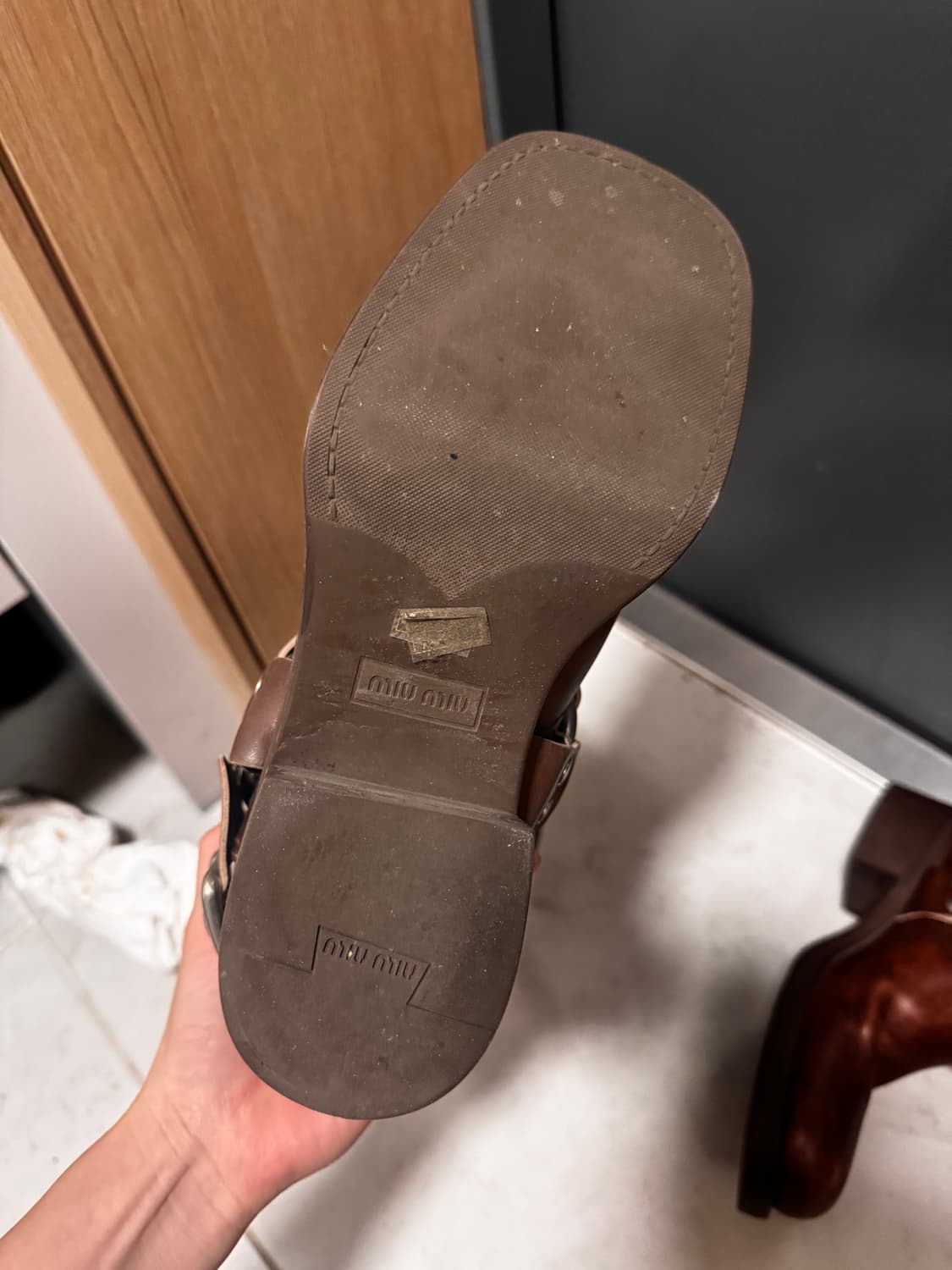 미우미우 바이커 부츠 브라운 (37.5) 상품이미지6