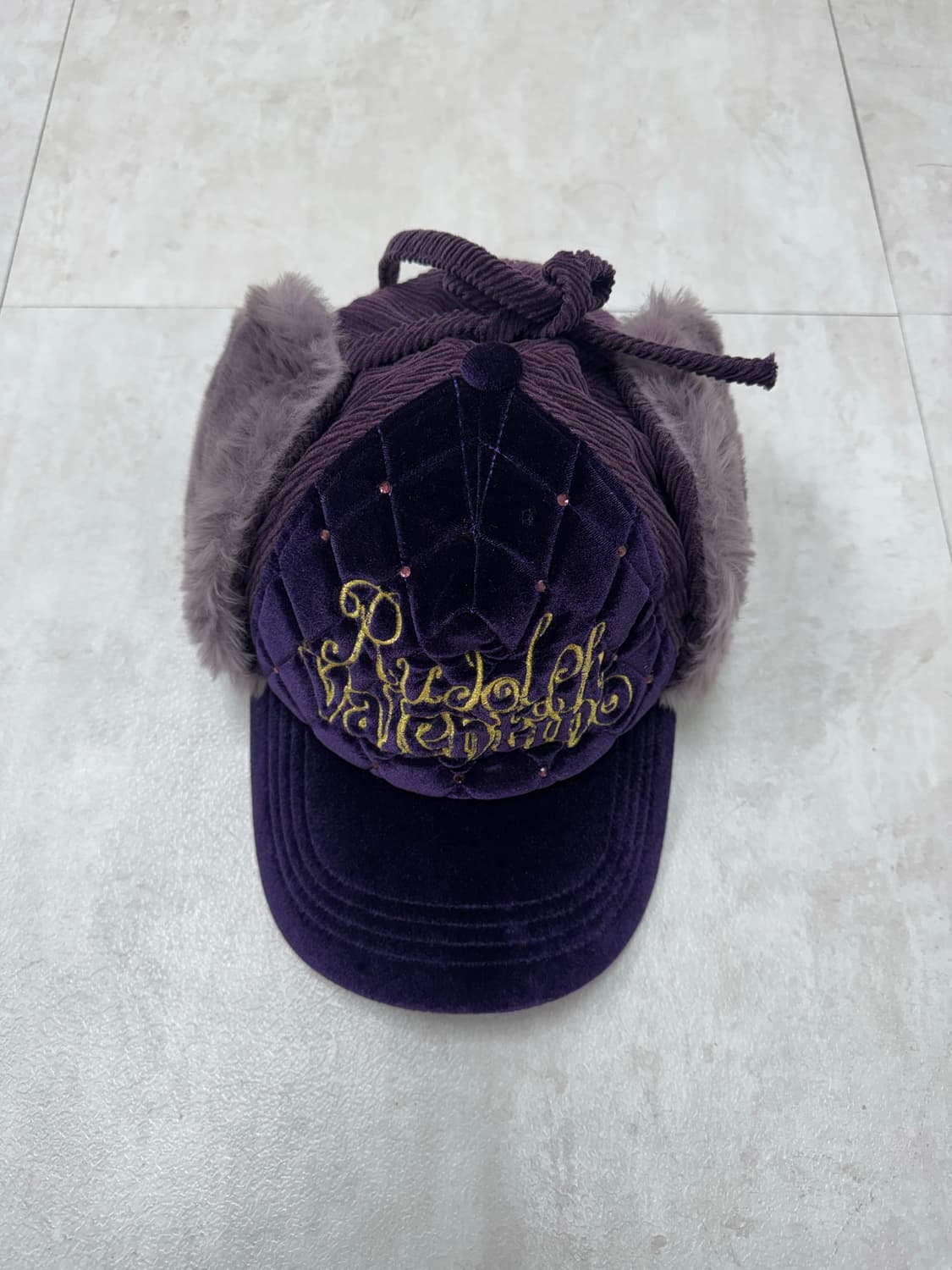 •Y2K 벨벳 퀼팅 트래퍼 볼캡 상품이미지2