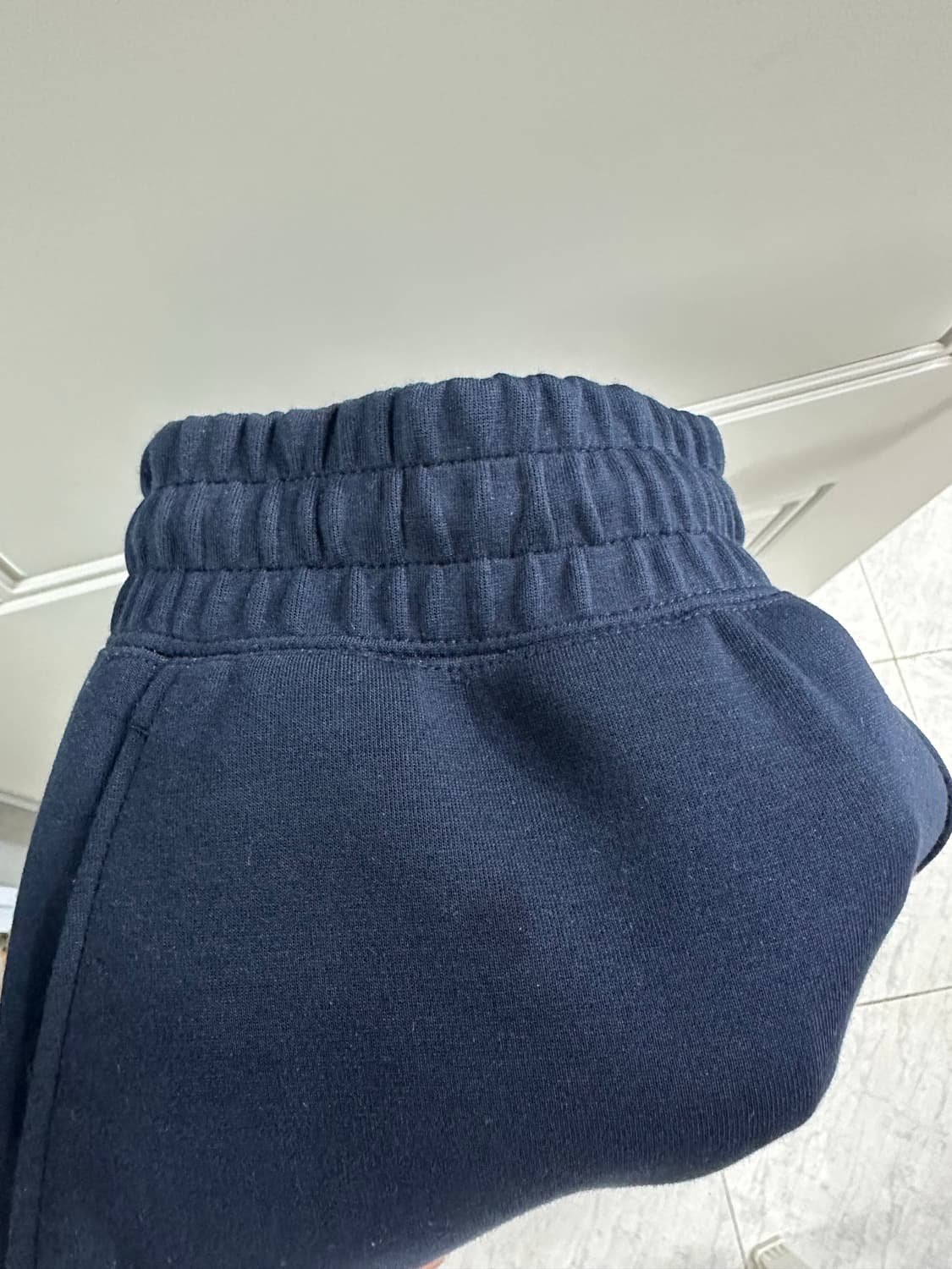 [M] 유니클로 C 스웨트 와이드 팬츠 네이비 상품이미지5