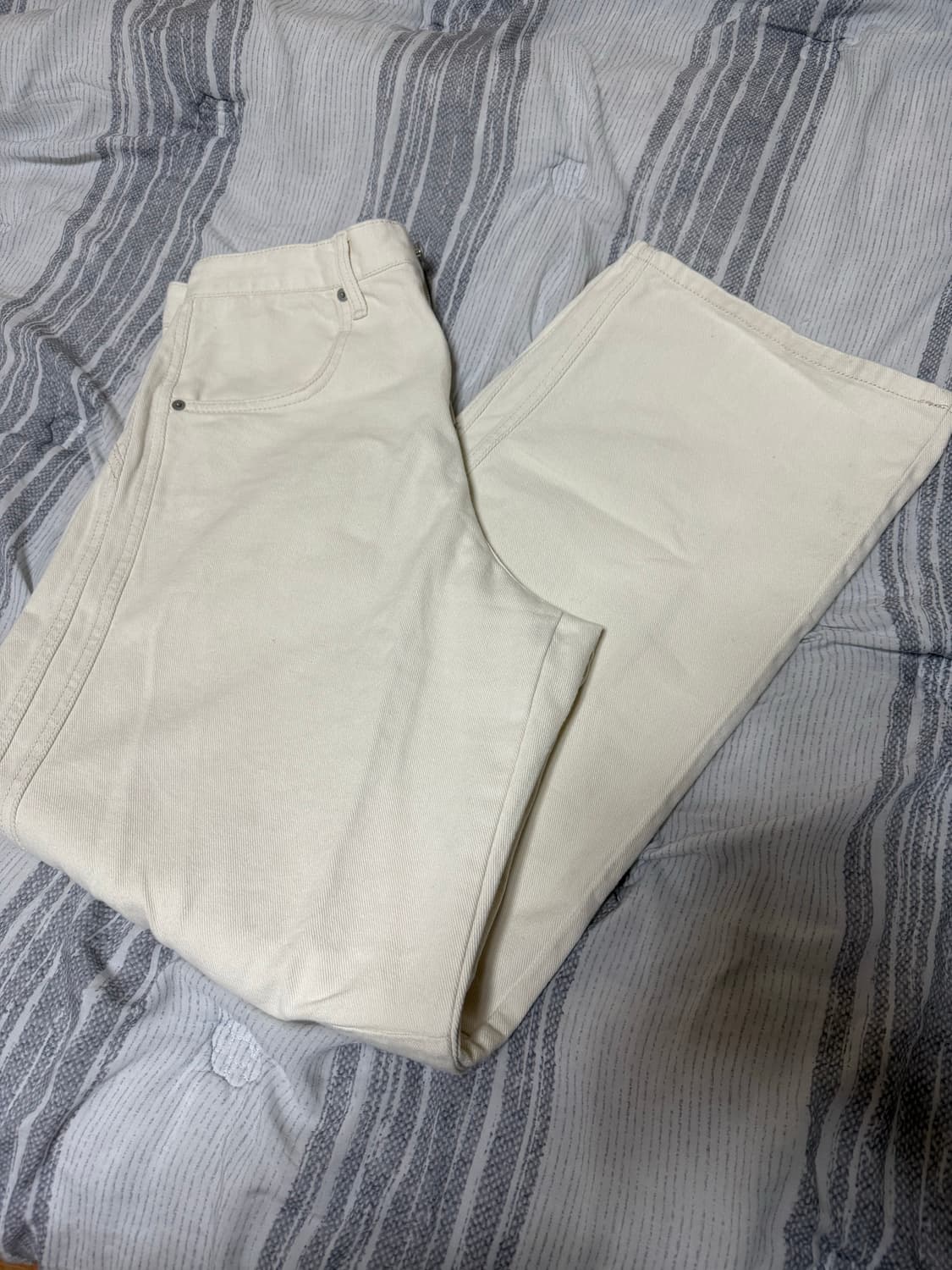 (0) 다이브인 와이드 커브드 데님 팬츠 크림 상품이미지3