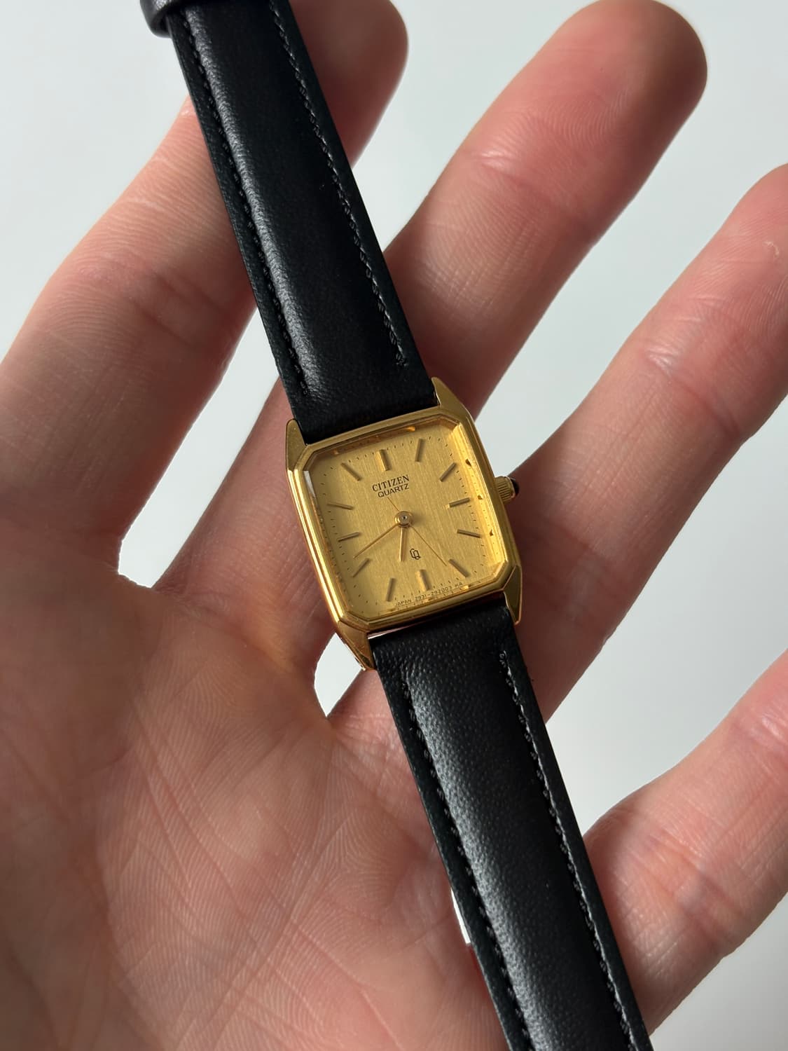 1980년대 CQ 빈티지시계 골드 스퀘어 쿼츠 여성  상품이미지2