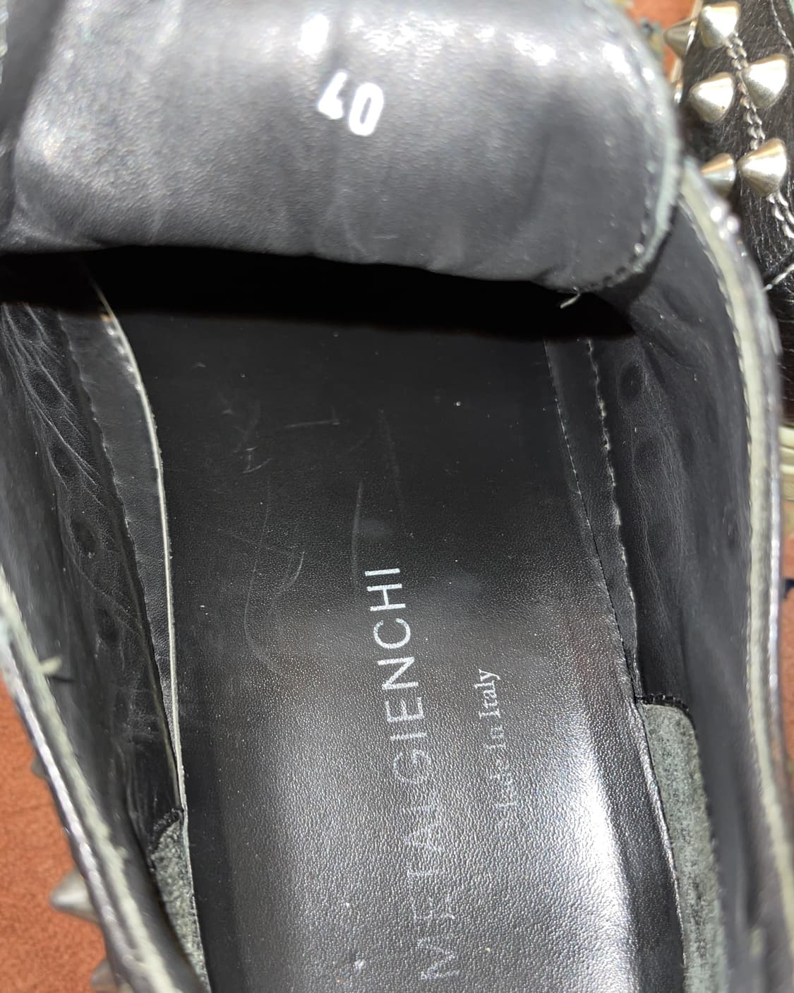 260)지방시 스터드 스니커즈 상품이미지4