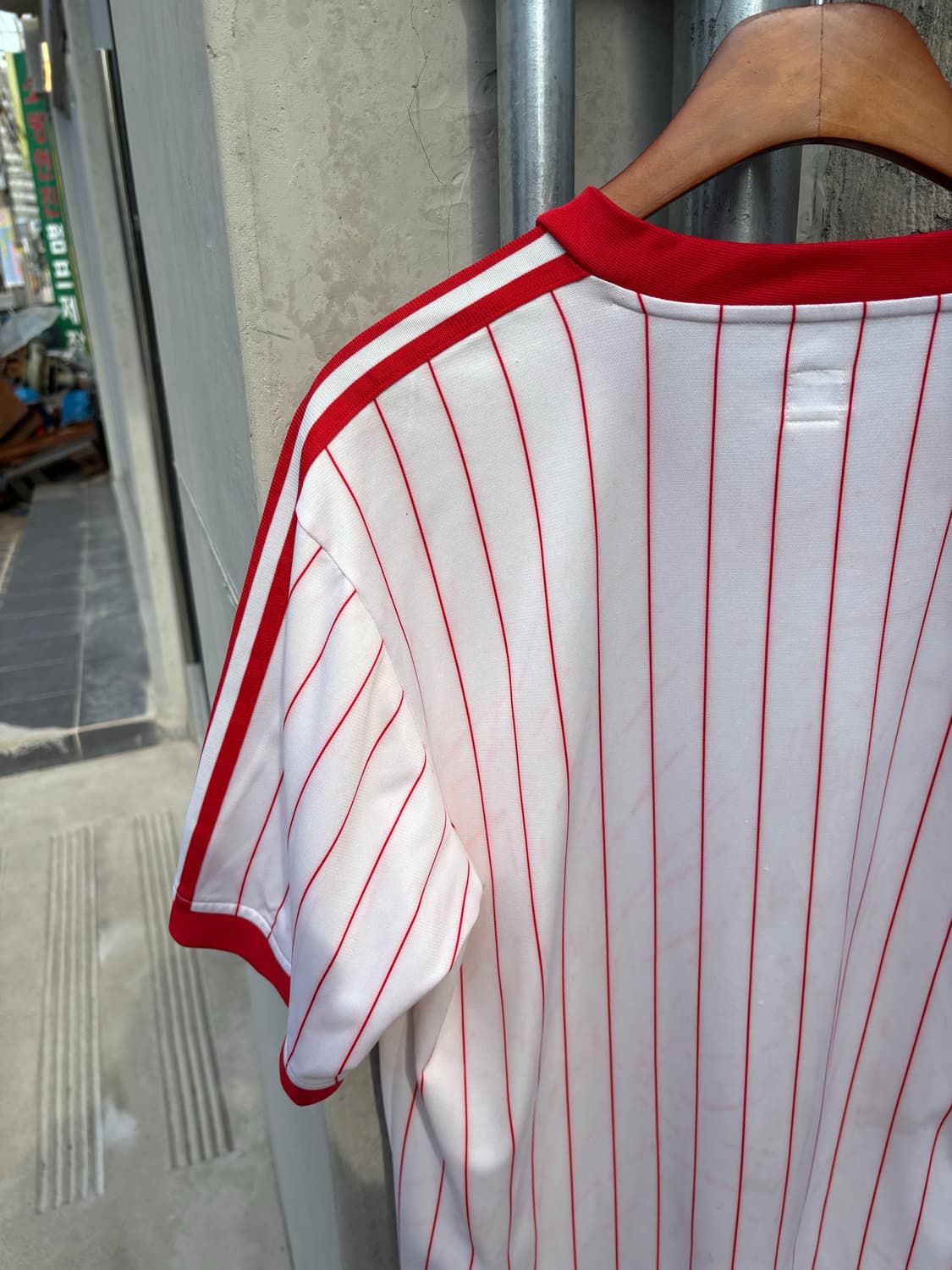 Adidas CCCP Red Stripe V Neck Shirt 상품이미지6