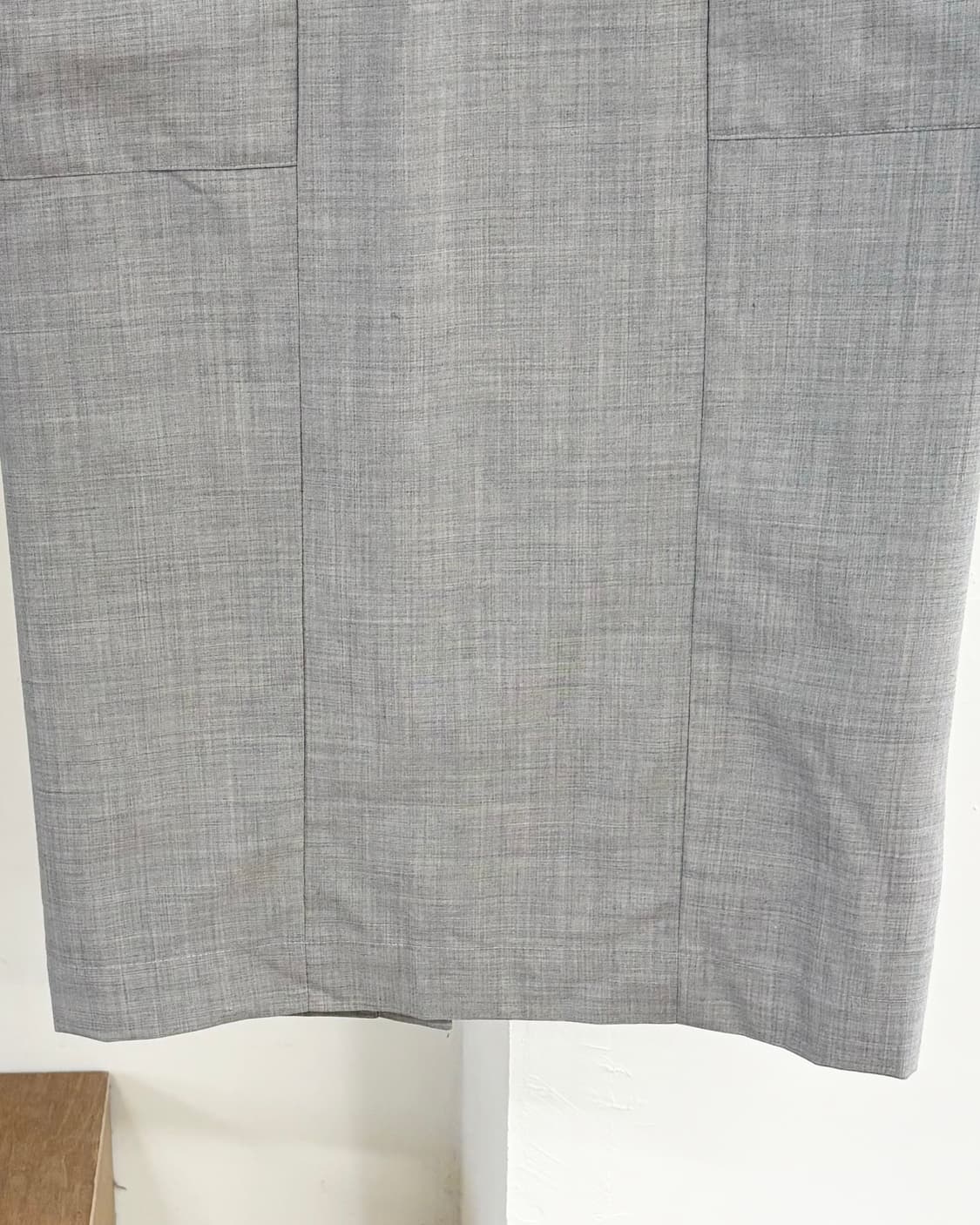 네헤라 그레이 미디 H라인 스커트 상품이미지3