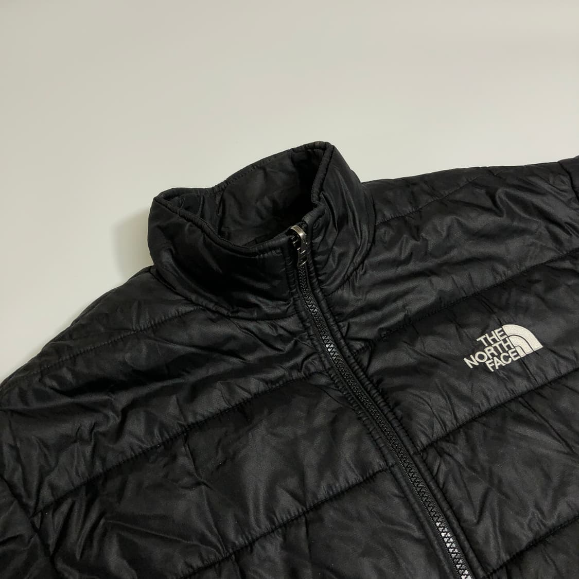 노스페이스 경량패딩 L 상품이미지3
