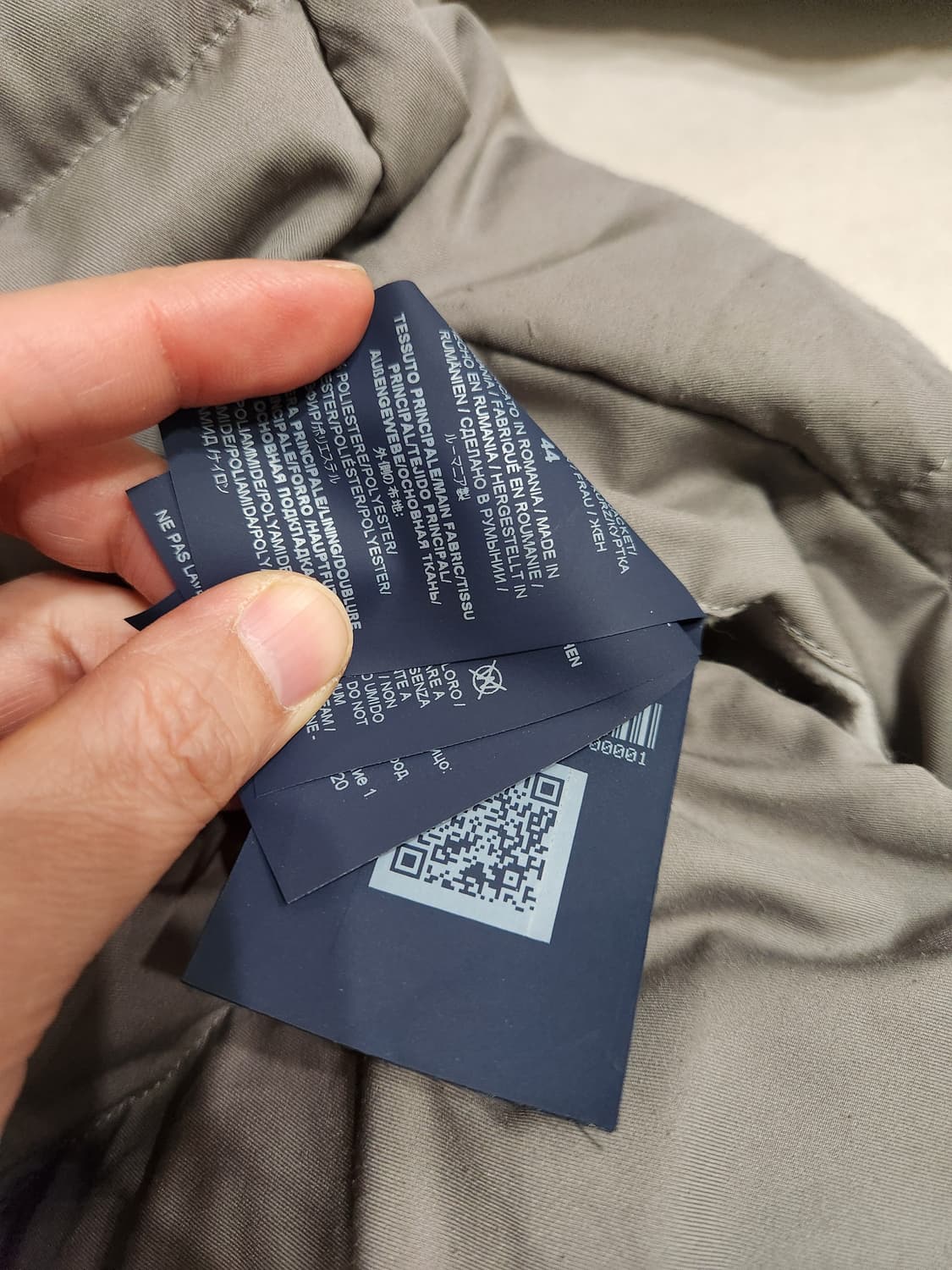 에르노 HERNO 여성 폴라테크후드패딩 상품이미지10