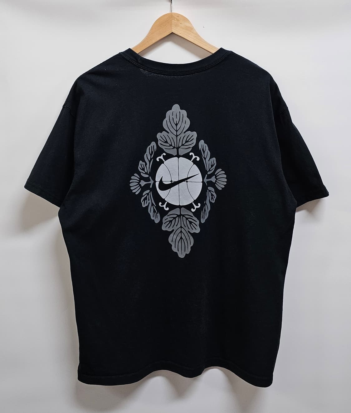 나이키 맥스90 베스킷볼 반팔티셔츠 2XL 상품이미지2