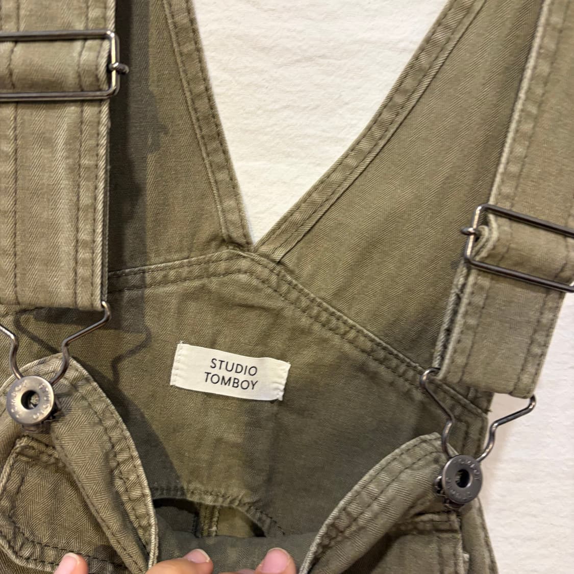 스튜디오톰보이 카키데님 숏 멜빵바지 점프수트 상품이미지3