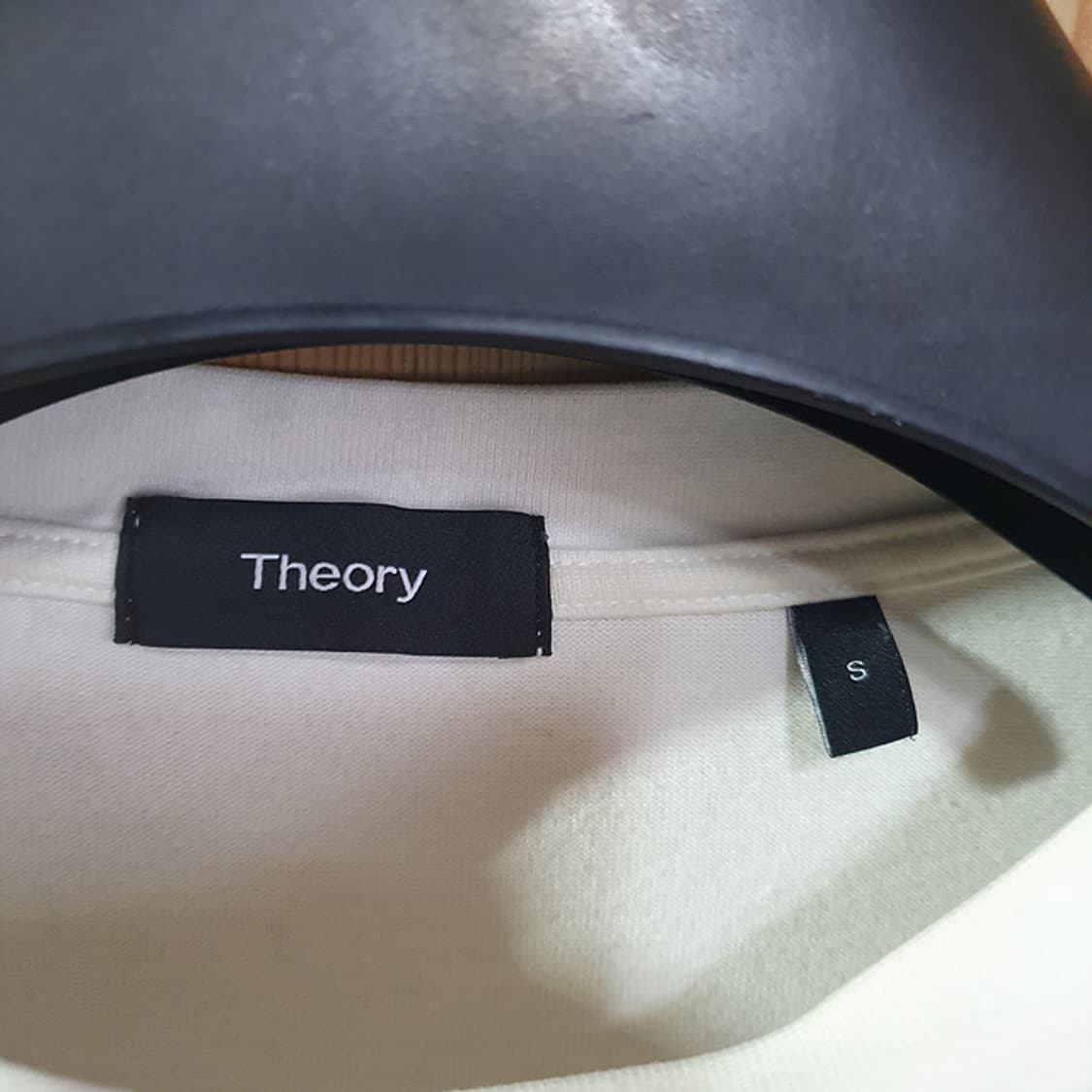 띠어리 반팔 S 상품이미지3