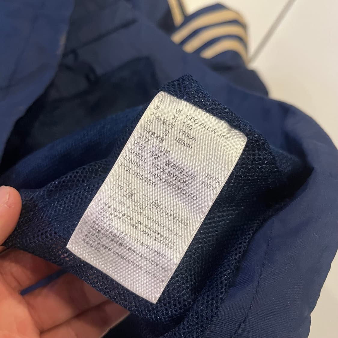 아디다스 첼시 백로고 네이비•골드 바람막이 상품이미지5