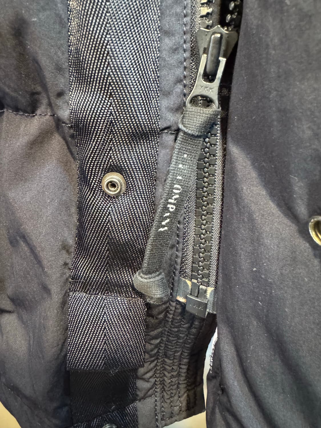 CP컴퍼니 다운 패딩 상품이미지4