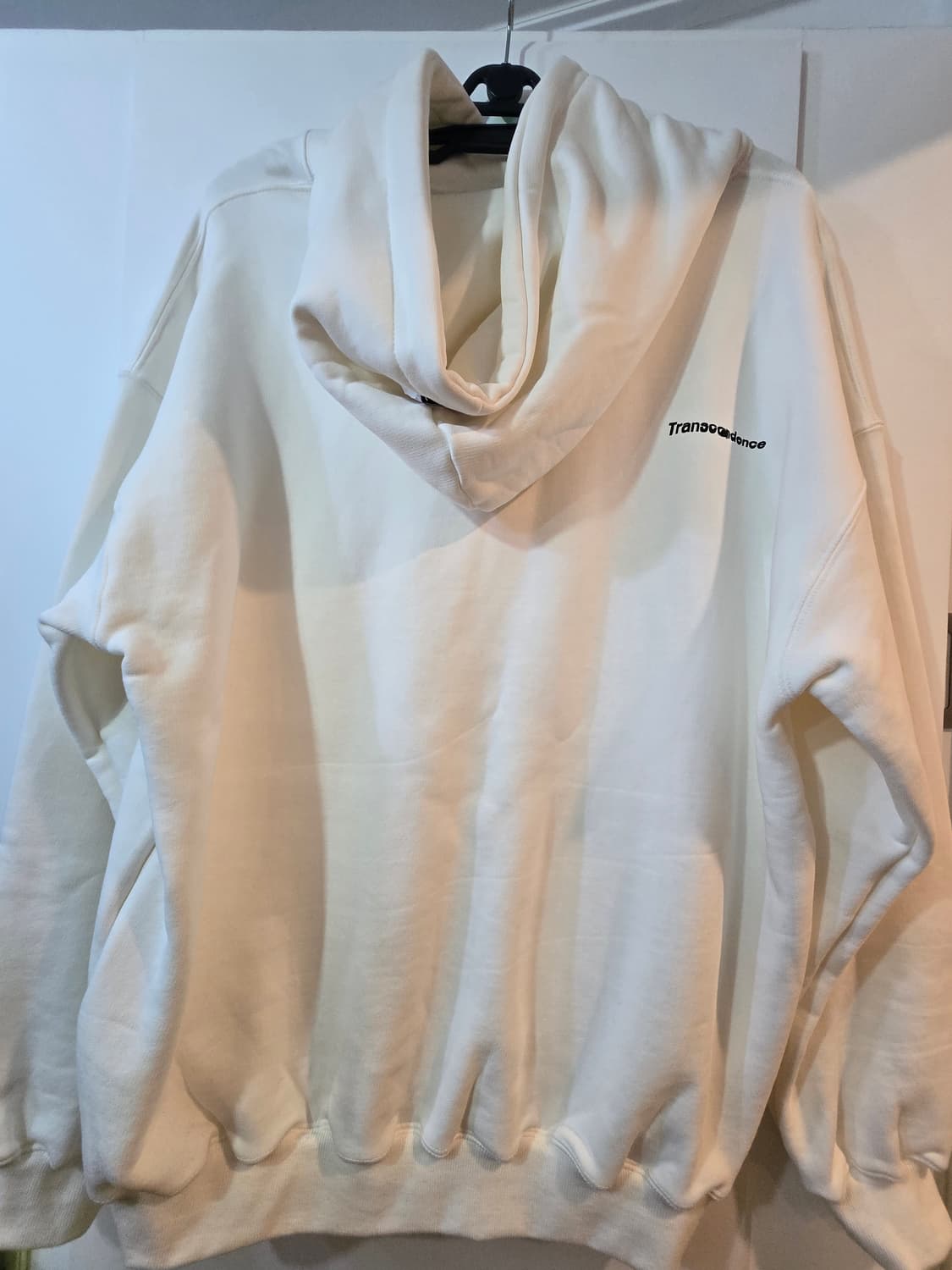 일레딧 화이트 후드티 상품이미지3