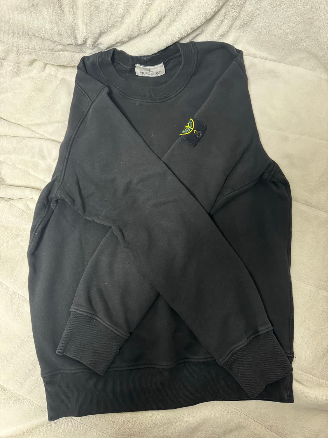 22FW 스톤아일랜드 맨투맨 블랙 M 백화점판 상품이미지1