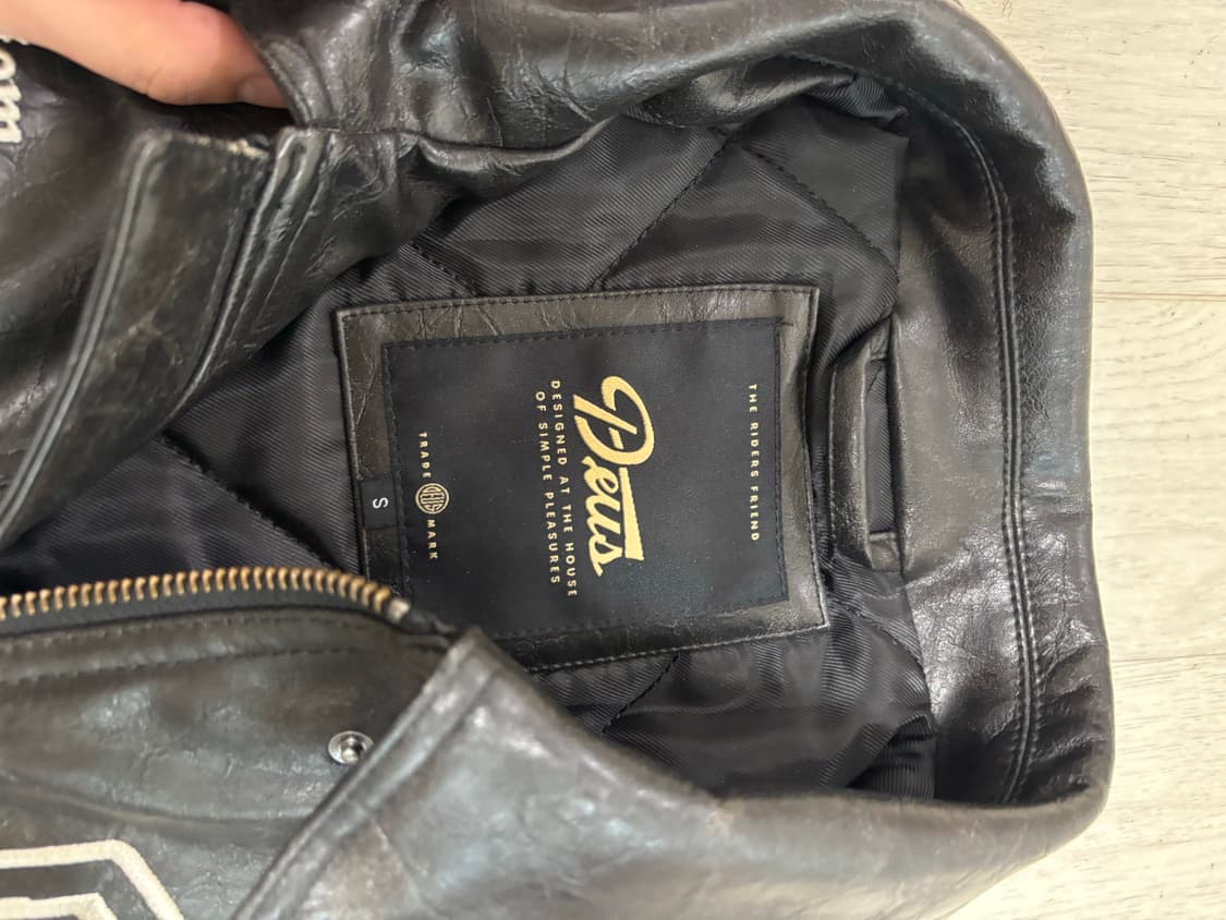 데우스 라이더스 프렌드 가죽자켓 s 상품이미지2