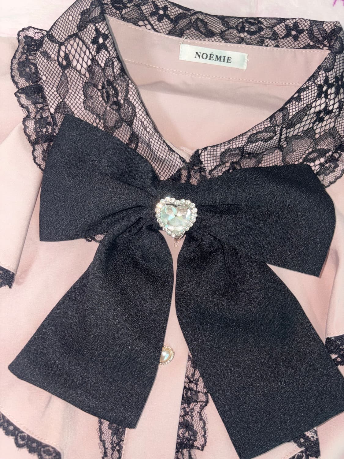 노에미 핑크 러플 오프숄더 블라우스  상품이미지2