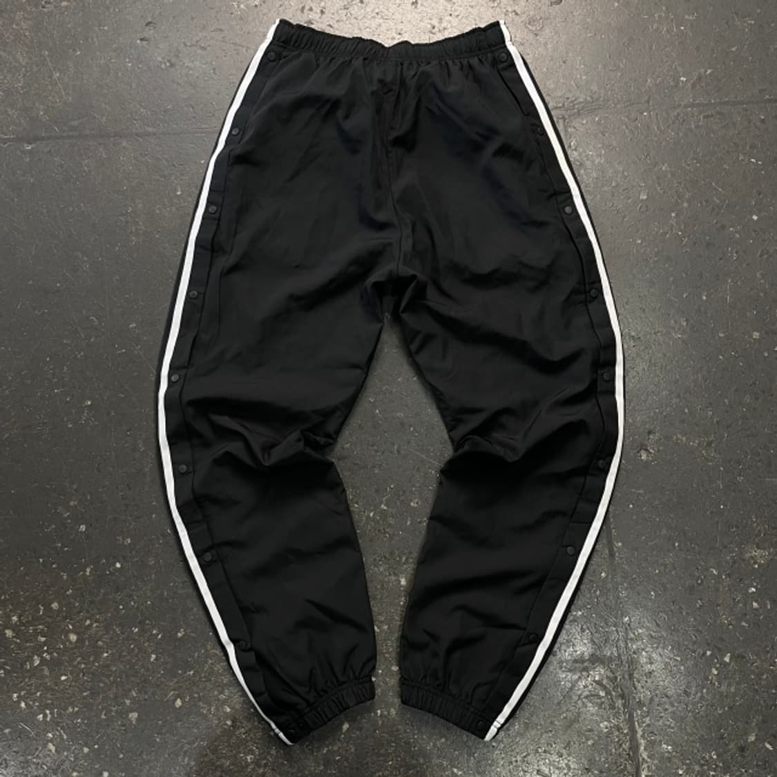 95-100 아디다스 사이드버튼 나일론 팬츠  상품이미지5