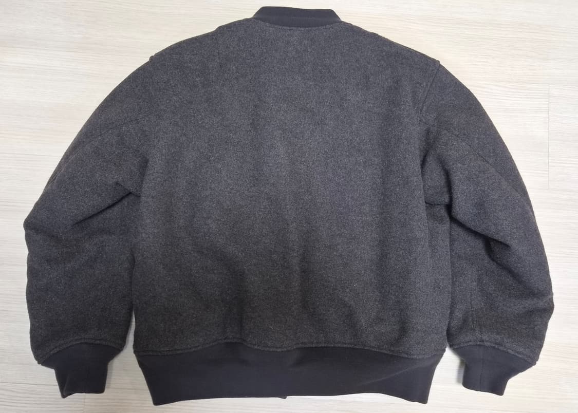 유니클로 X 엔지니어드가먼츠 MA-1 상품이미지3