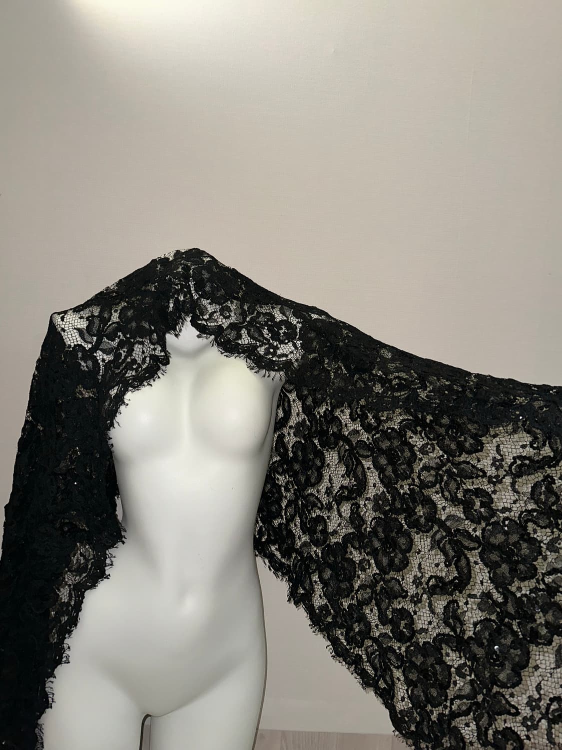 빈티지 블랙 스팽글 플라워 태슬 머플러 상품이미지6