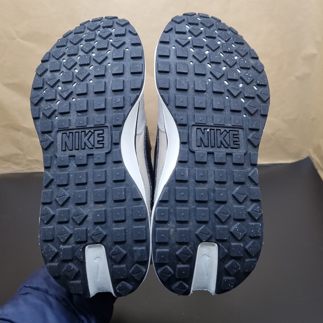 나이키 피닉스 와플 운동화245  상품이미지3