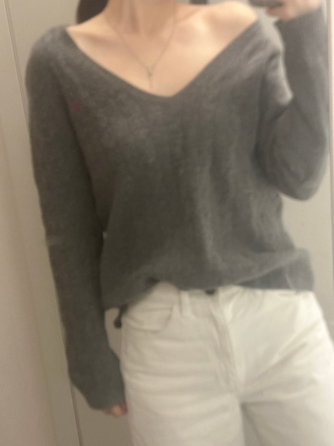 폴로 v 넥 니트 상품이미지4