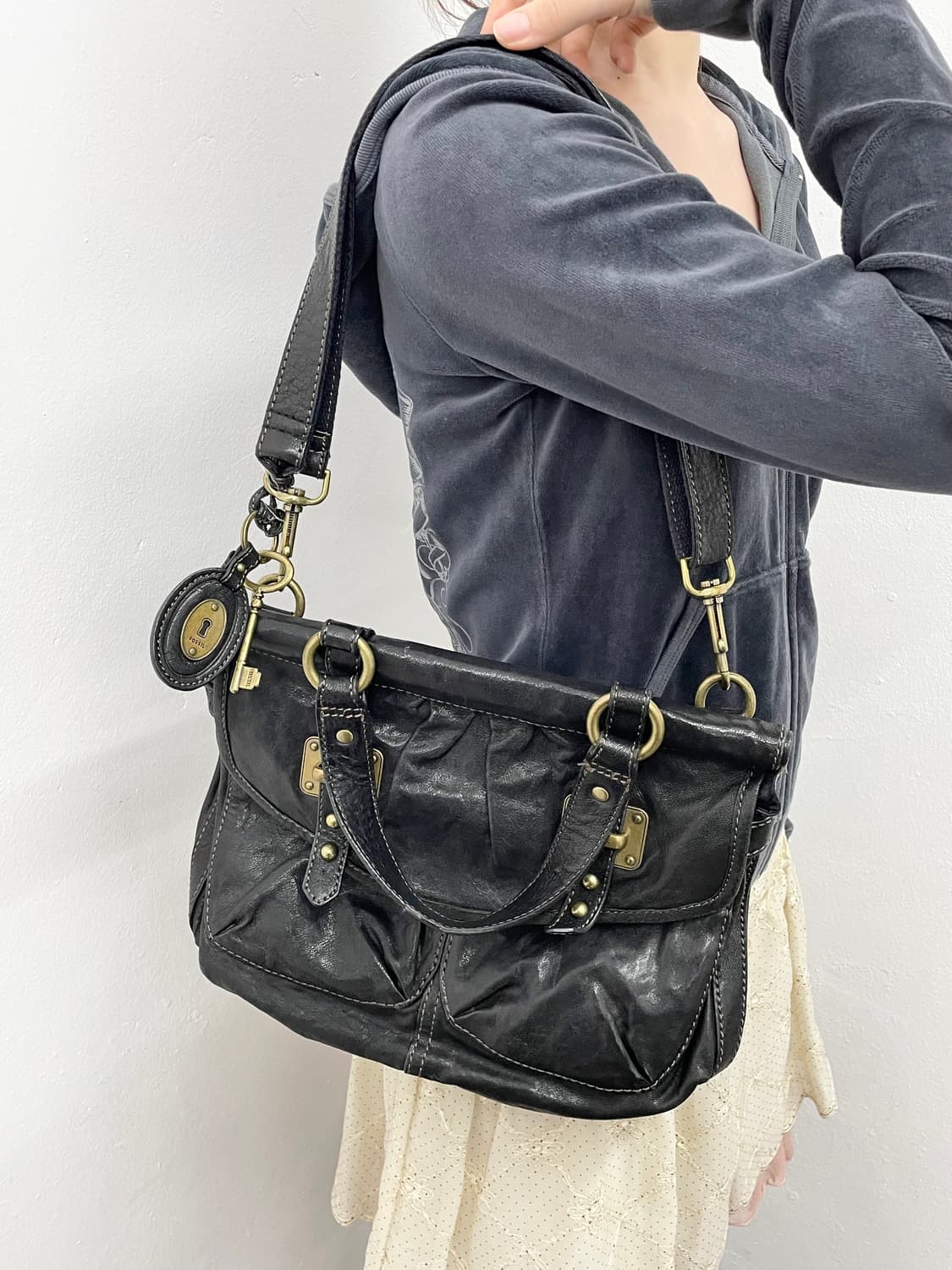 파슬 키 버클 사첼백 상품이미지4