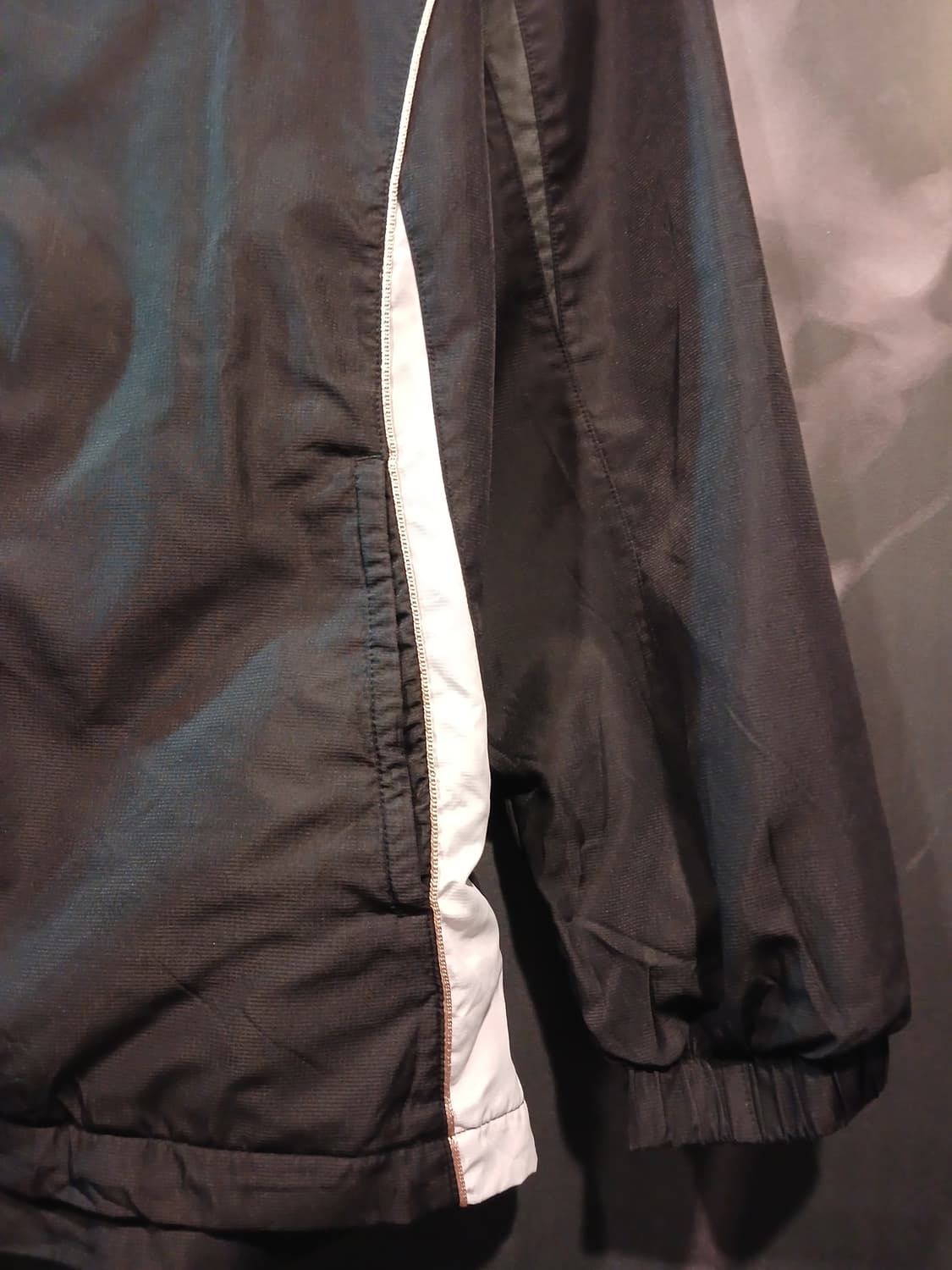 아식스 바람막이 자켓 상품이미지3