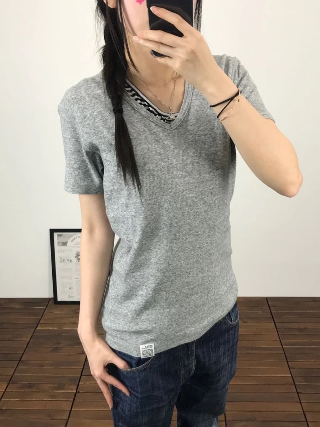 AZUL by Moussy Gray V Neck Tee 상품이미지3