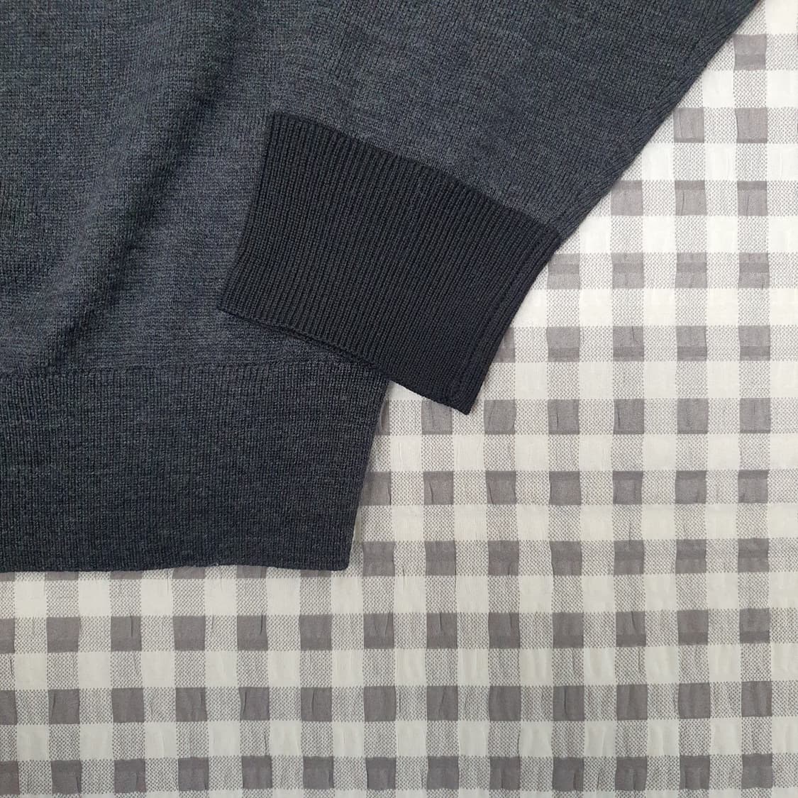 미착용 유니클로 울100 브이넥 가디건 남자95 상품이미지4