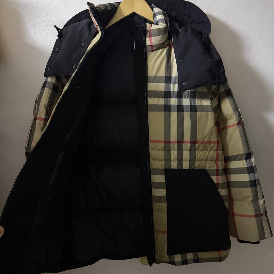 버버리 노바체크 디태처블 후드 체크 리사이클 패딩 S (66-77) 상품이미지6