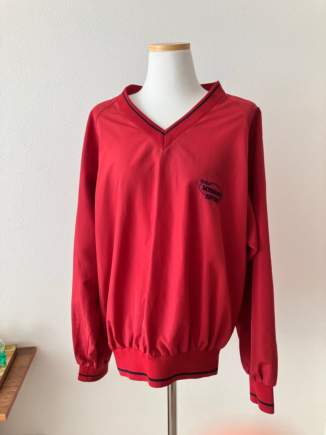 Missoni sport 미쏘니 올드스쿨 레드 브이넥 웜업탑 오버핏맨투맨 상품이미지1